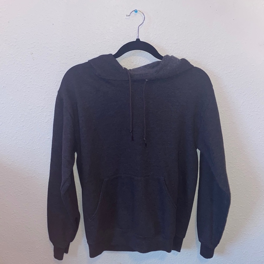 grey hoodie